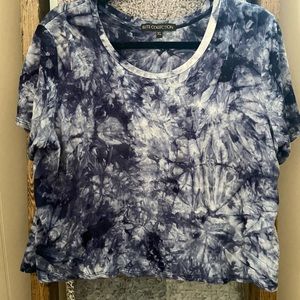 Women’s Elite Collection Blue Tie Dye Cropped Tee Size XL